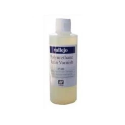 Vallejo SATIN POLYURETHANE VARNISH 652 - 200ML